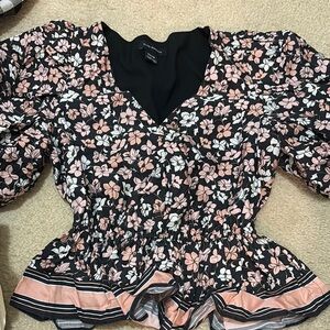 Club Monaco Black and Pink Puff Sleeve Blouse with Ruffled Peplum